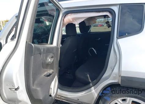 2018 Jeep Renegade Latitude Fwd z USA, uszkodzony, nr VIN ZACCJABB7JPJ07859